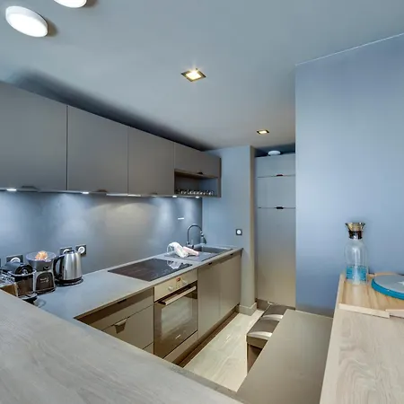 Moderne Au Coeur De Tignes, 2 Chambres, Balcon, Wifi, Linge Fourni - Fr-1-641-3